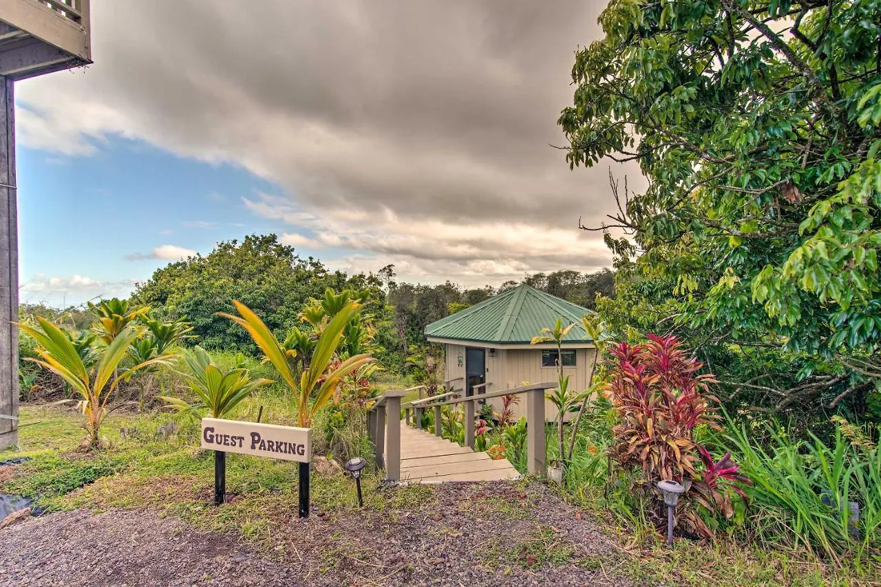 Apartment Hilo Couples Retreat About 6 Miles To Honolii Beach!